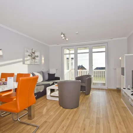 Apartment Mit Meerblick Und Balkon, Gratis Nutzung Vom Ahoi Erlebnisbad Und Sauna In Sellin - Meeresblick 33 Goehren (Ruegen)