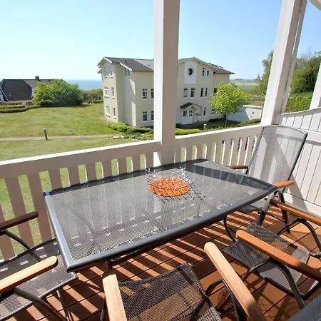 Mit Meerblick Und Balkon, Gratis Nutzung Vom Ahoi Erlebnisbad Und Sauna In Sellin - Meeresblick 33 * Goehren (Ruegen)