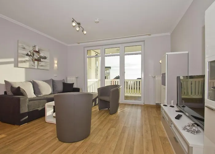 Apartment mit Meerblick und Balkon, gratis Nutzung vom AHOI Erlebnisbad und Sauna in Sellin - Meeresblick FeWo 33