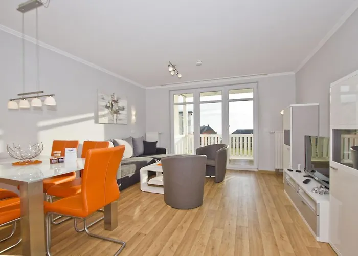 Apartment mit Meerblick und Balkon, gratis Nutzung vom AHOI Erlebnisbad und Sauna in Sellin - Meeresblick FeWo 33 Goehren (Ruegen)