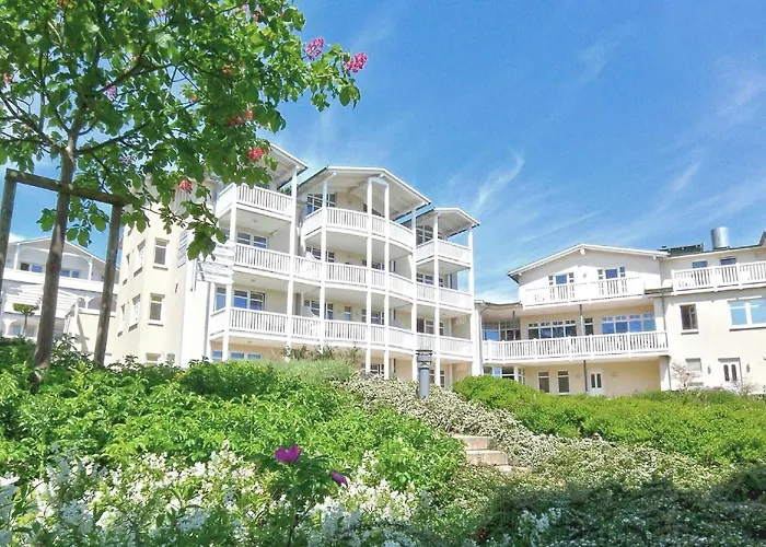 mit Meerblick und Balkon, gratis Nutzung vom AHOI Erlebnisbad und Sauna in Sellin - Meeresblick FeWo 33 Apartment *